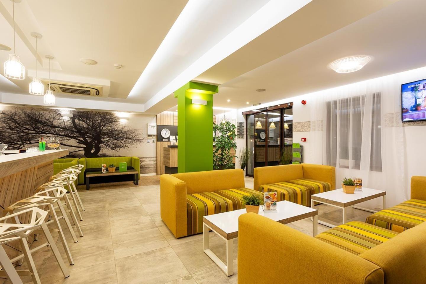 Hotel Compliment Trjavna Kültér fotó