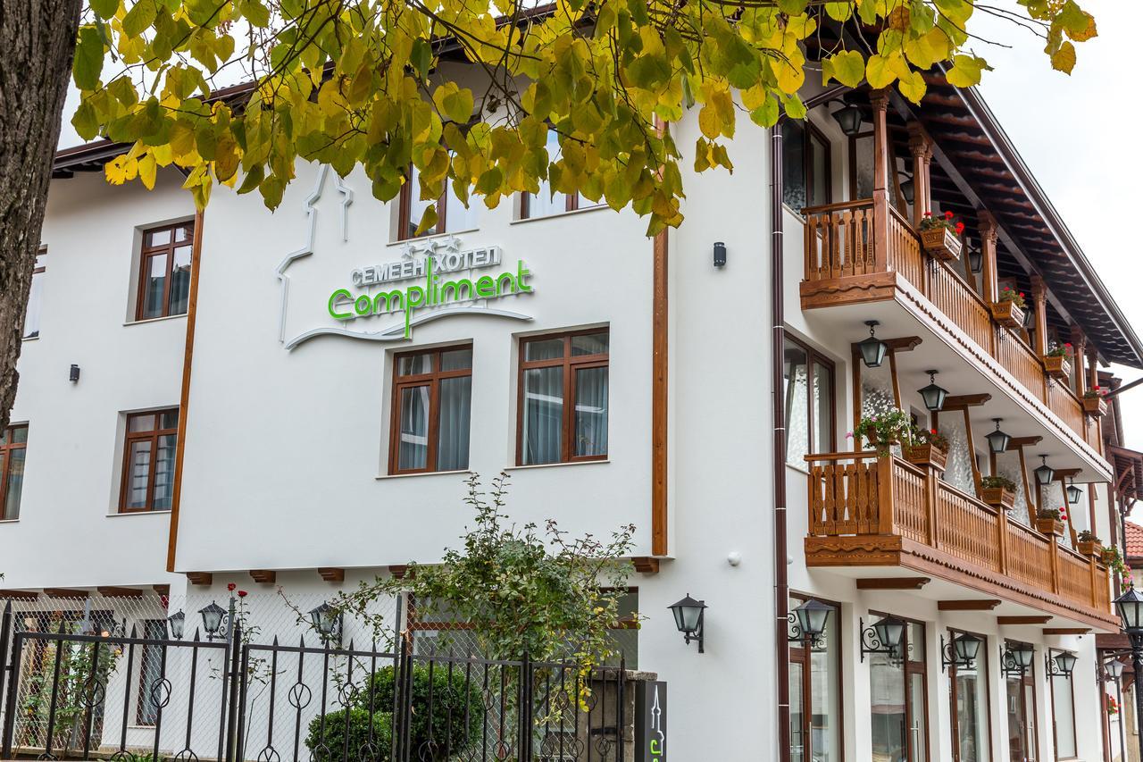 Hotel Compliment Trjavna Kültér fotó