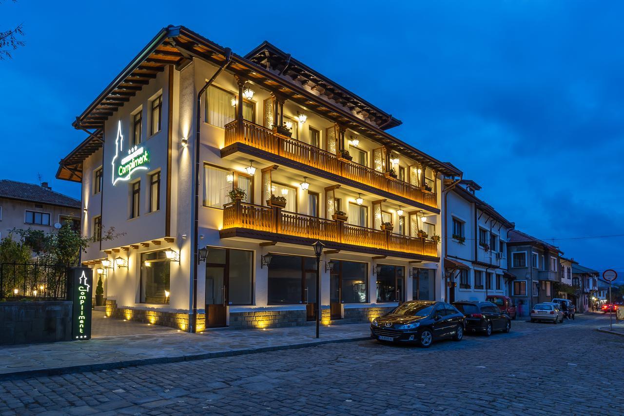 Hotel Compliment Trjavna Kültér fotó